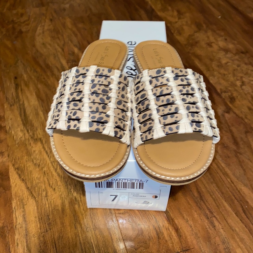 LEOPARD SANDALS